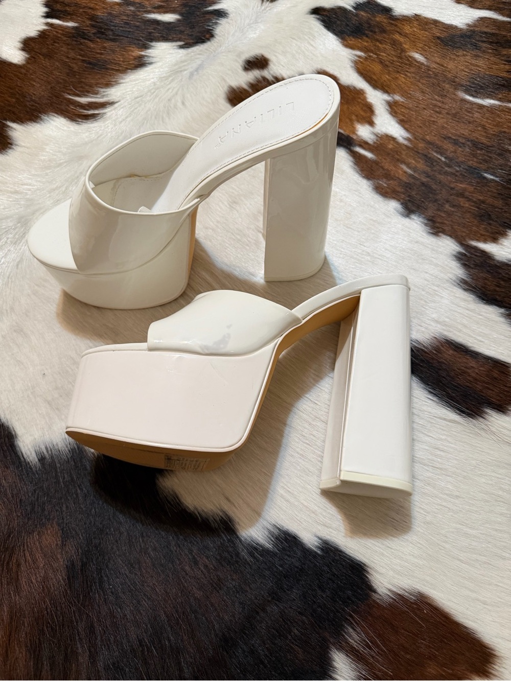 Liliana White Patent Platform Block Heel Mules